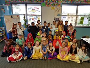 Year 2 Fairytale incursion pic 1
