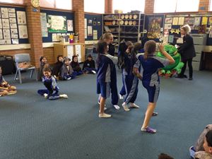 Year 3 incursion pic 2