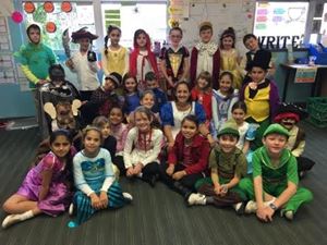 Group pic of Year 2 Fairytale Incursion