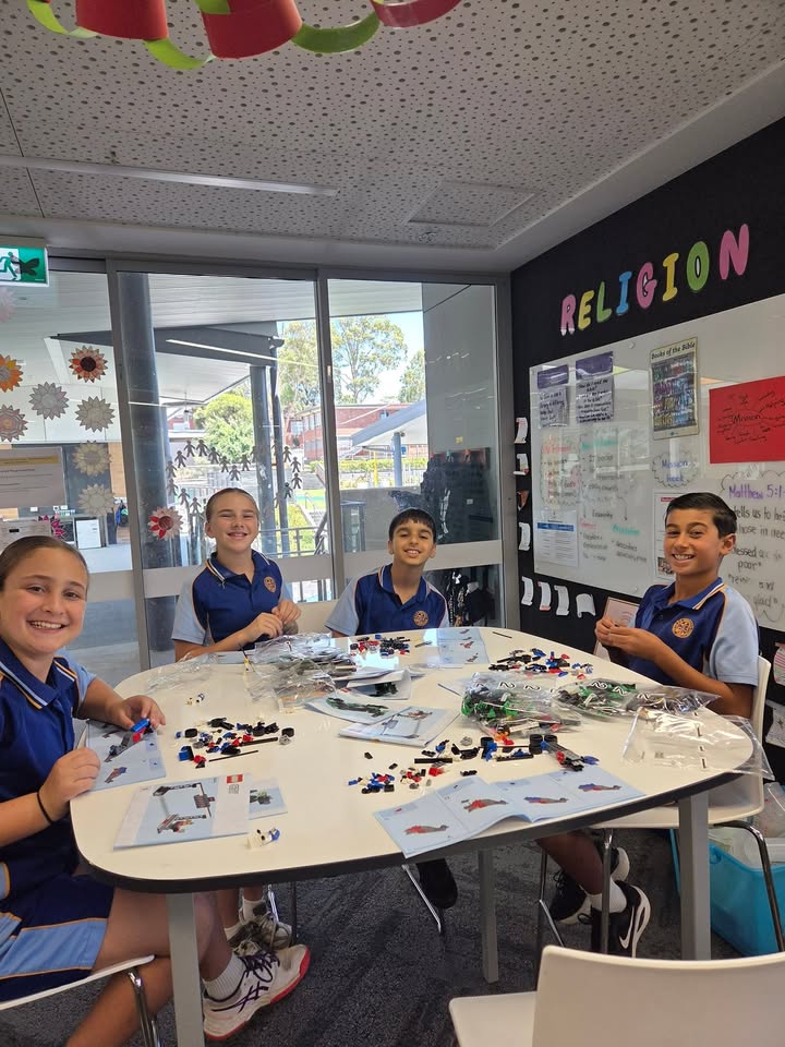 868233255322817_1274962074649931-1