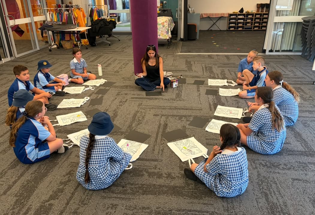 868233255322817_1364028915743246-1